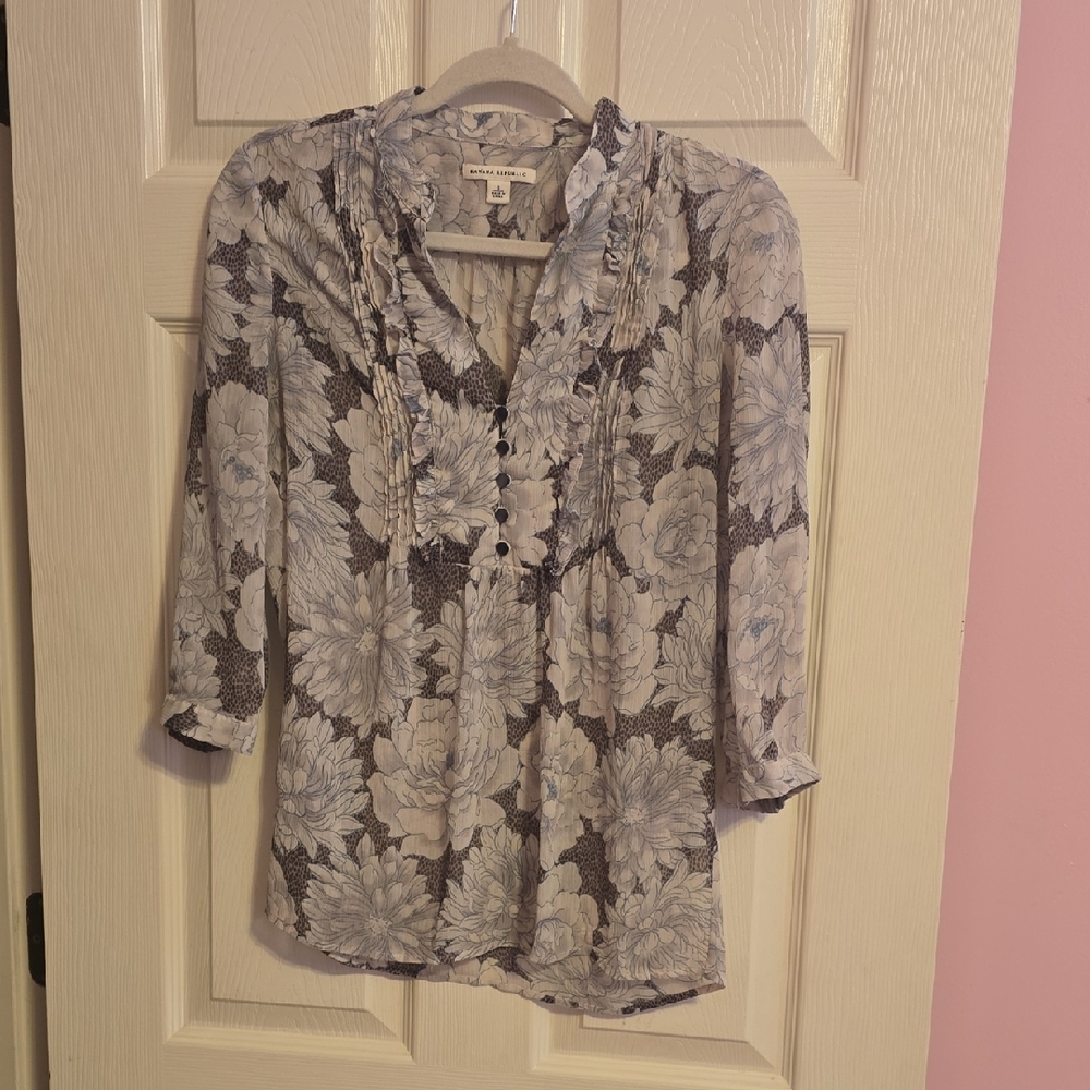 Banana Republic Floral Blouse in‎ Cream and Brown